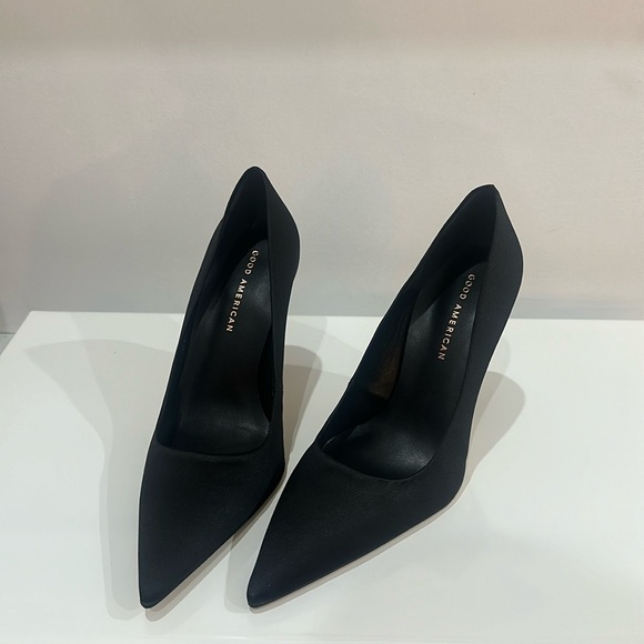 Good American Black Satin Pointed Toe Pumps size 6.5/7 NWOTS - Picture 6 of 6